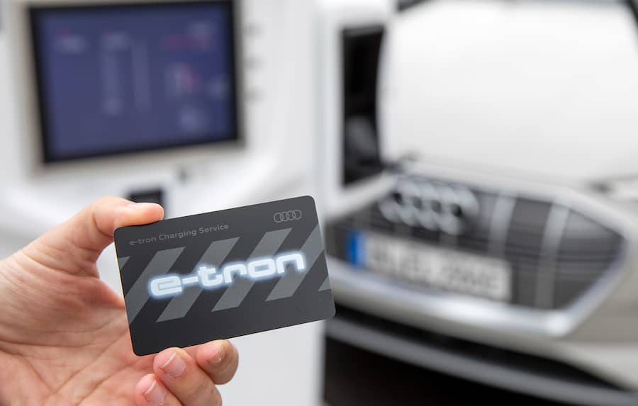 Ladekarte e-tron Charging Service zum Freischalten der Ladesäule