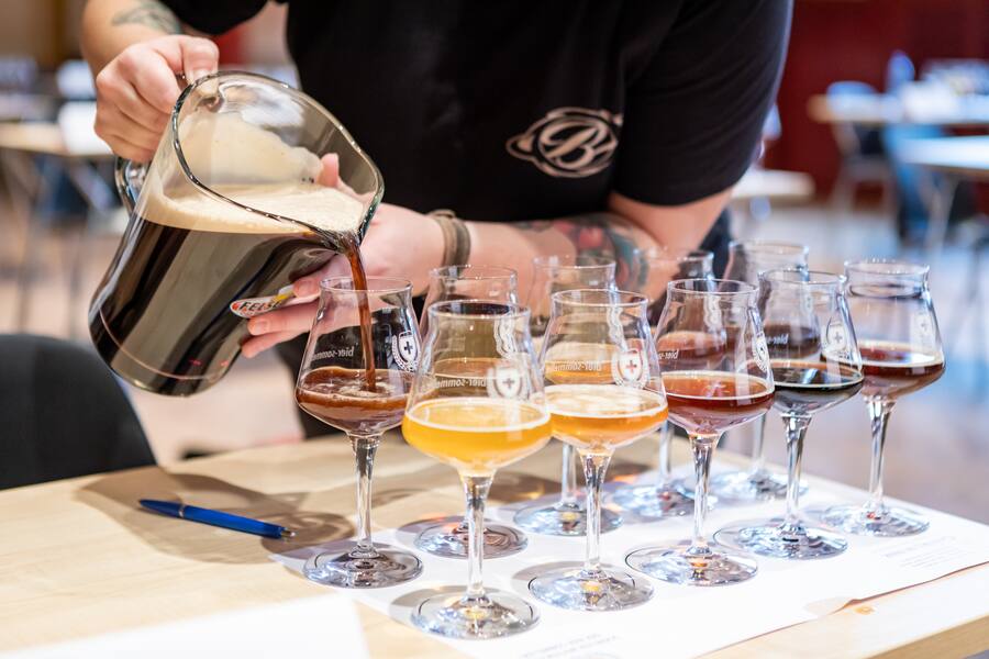 Theorieprüfung an der Schweizermeisterschaft der Biersommeliers