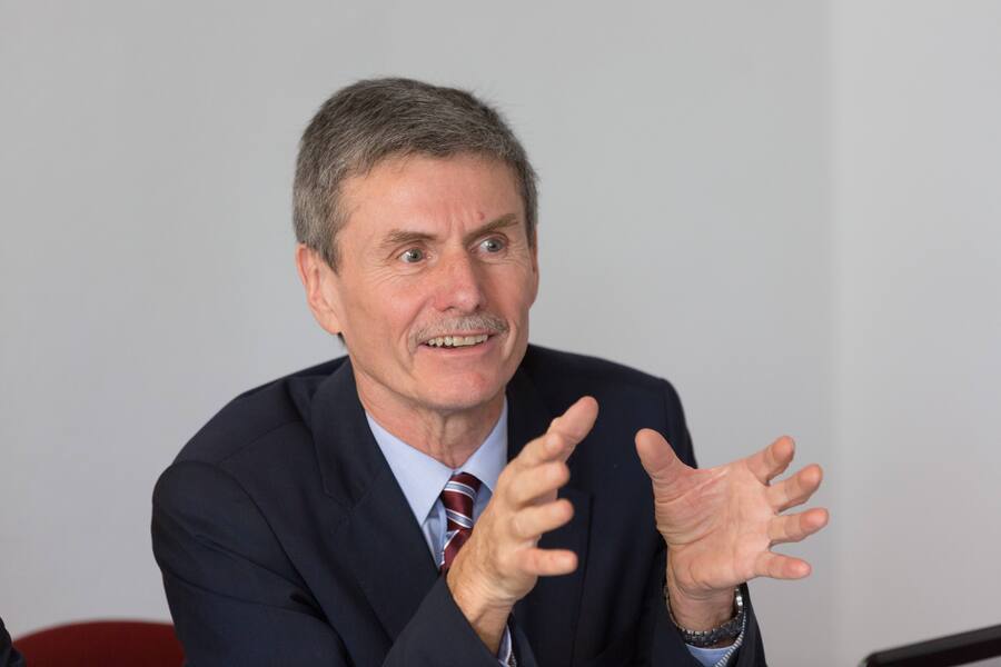 Ferdinand Dudenhoeffer, CAR Symposium, Bochum, 11.02.2016. Car-Symposium 2016