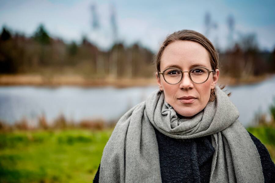 Miljoeminister Lea Wermelin S besoegte mandag formiddag mink-massegravene i Nr. Felding ved Holstebro. Foto: Morten Stricker , Holstebro. *** Minister of the Environment Lea Wermelin S visited the mink mass graves in Nr Felding near Holstebro on Monday morning Photo Morten Stricker, Holstebro PUBLICATIONxINxGERxSUIxAUTxONLY Copyright: MortenxStricker MortenxStrickerx cop108 spdk20201207-145624-L