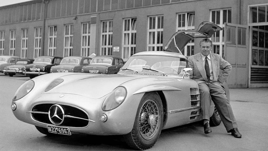 Mercedes 300 SLR Uhlenhaut mit Rudolf Uhlenhaut