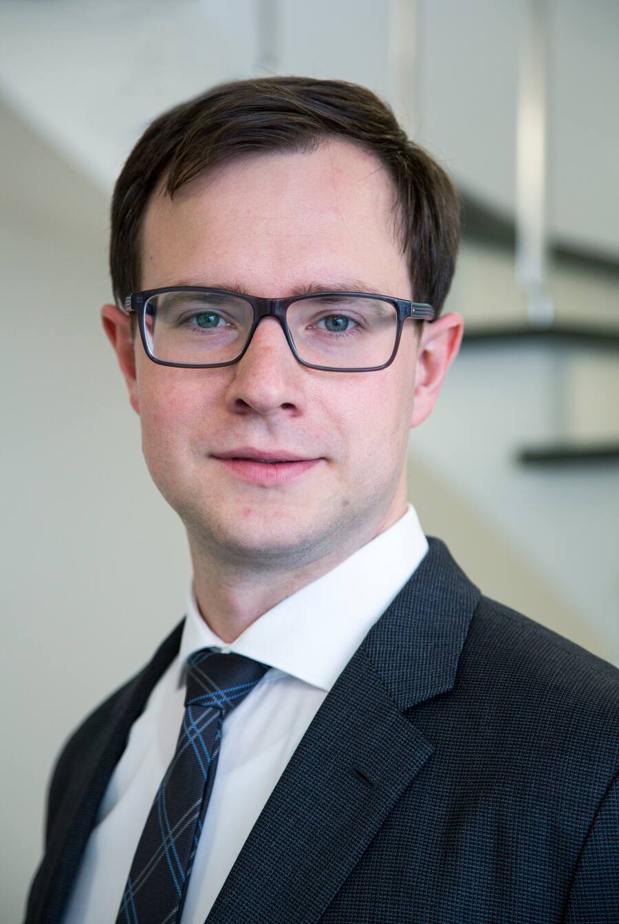 Maciej Skoczek, Immobilien, UBS