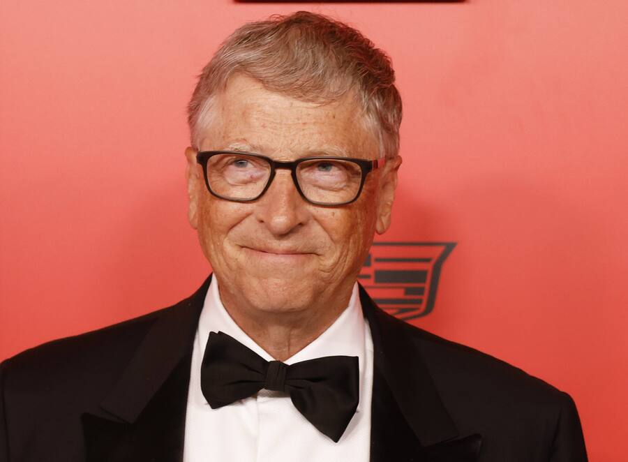 Bill Gates arrives on the red carpet at the 2022 TIME100 Gala on Wednesday June 8, 2022 in New York City. PUBLICATIONxINxGERxSUIxAUTxHUNxONLY NYP20220608206 JohnxAngelillo