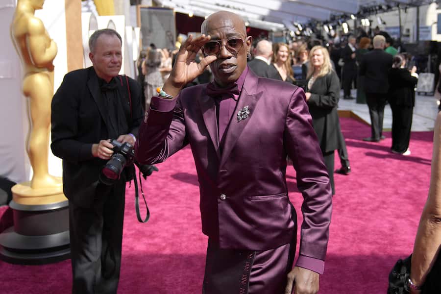 Wesley Snipes arrives at the Oscars on Sunday, March 27, 2022, at the Dolby Theatre in Los Angeles. (AP Photo/John Locher)