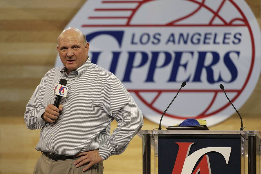 Steve Ballmer spricht am Clippers Fan Festival.