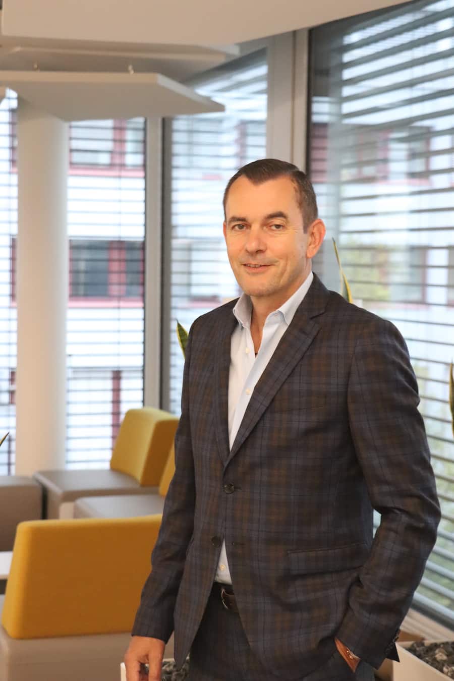 Christian Hermle: Christian Hermle, Director Marketing & Sales Transformation bei AMAG Import.