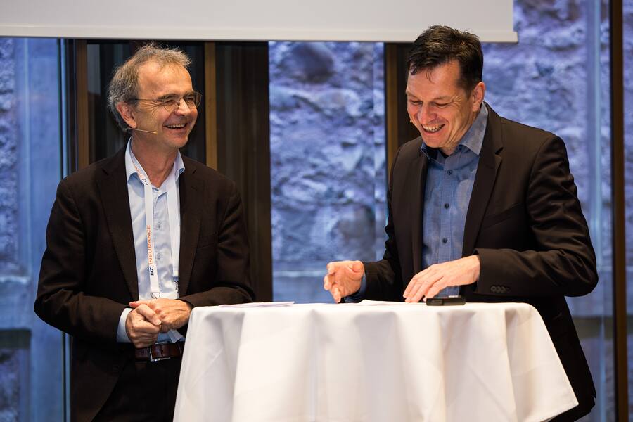 Hatten sichtlich Spass: Stefan Felder von der Universität Basel (links) und Jérôme Cosandey von Avenir Suisse.