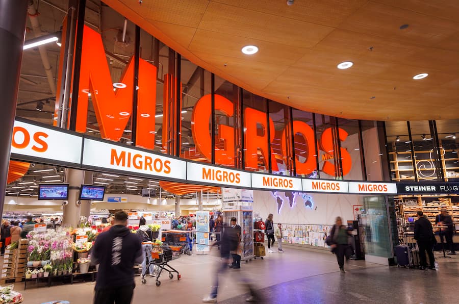 Foto: Sven Thomann, 29.3.2024, Kloten (ZH): Migros Filiale im Flughafen Zuerich