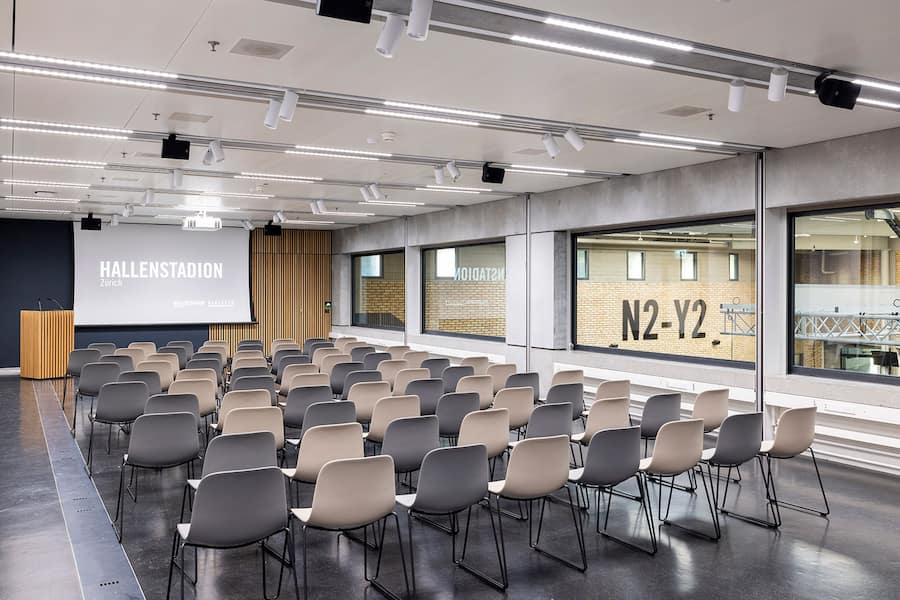 In den Spaces, ausgestattet mit modernster Technik, lassen sich massgeschneiderte Business- oder Eventlösungen umsetzen.