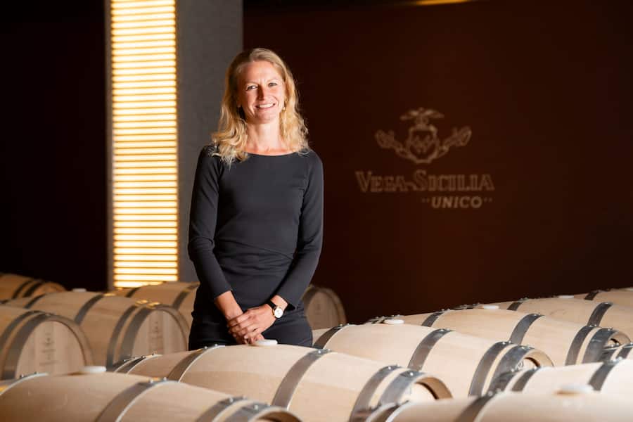 Mövenpick Wein Vega Jessica Julmy