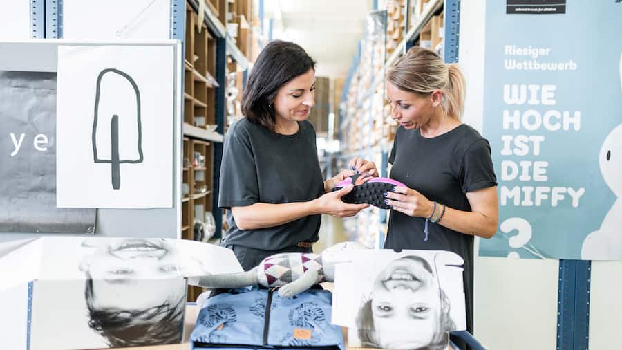 Roberta Zingg mit Mitarbeiterin