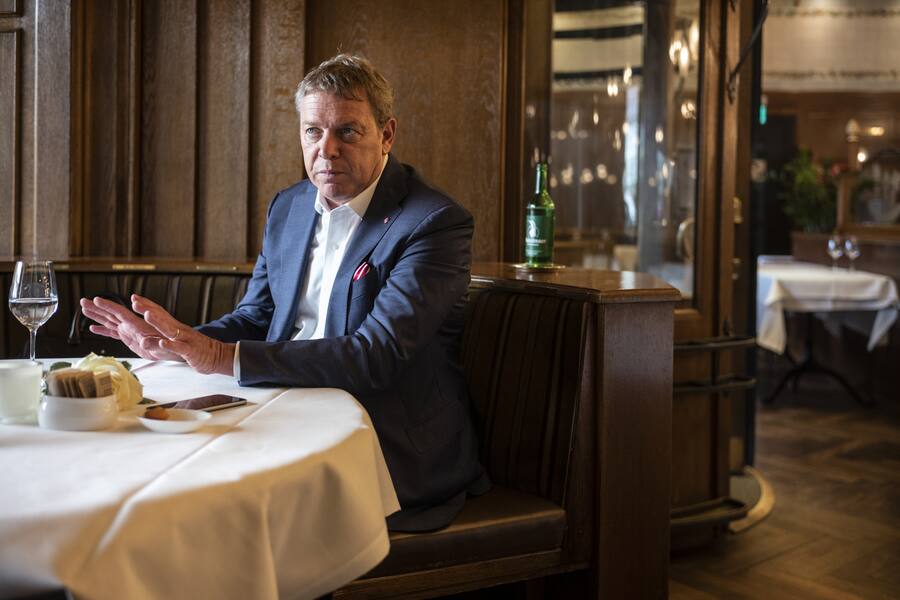 Der Praesident von Gastrosuisse, dem Verband fuer Hotellerie und Gastronomie in der Schweiz, Casimir Platzer, am Freitag, 15. Mai 2020 in der Brasserie Jack?s in Bern. (KEYSTONE/Alessandro della Valle)