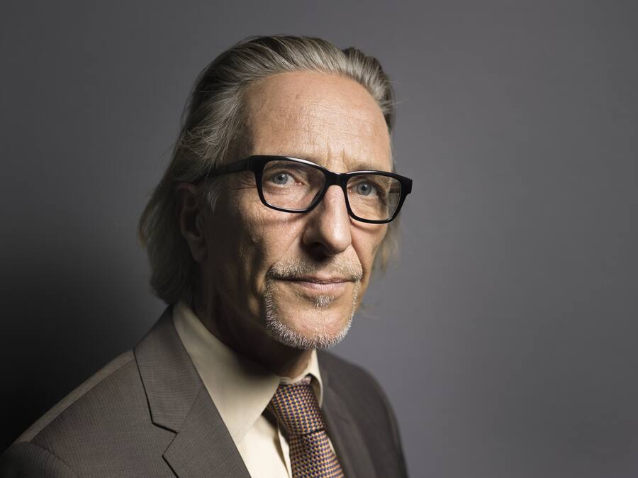 Portrait of Martin Neff, chief economist of Swiss bank Raiffeisen Bank, taken in Zuerich, Switzerland, on February 27, 2014. (KEYSTONE/Gaetan Bally)Martin Neff, Chefoekonom der Raiffeisen Bank, portraitiert am 27. Februar 2014 in Zuerich. (KEYSTONE/Gaetan Bally)