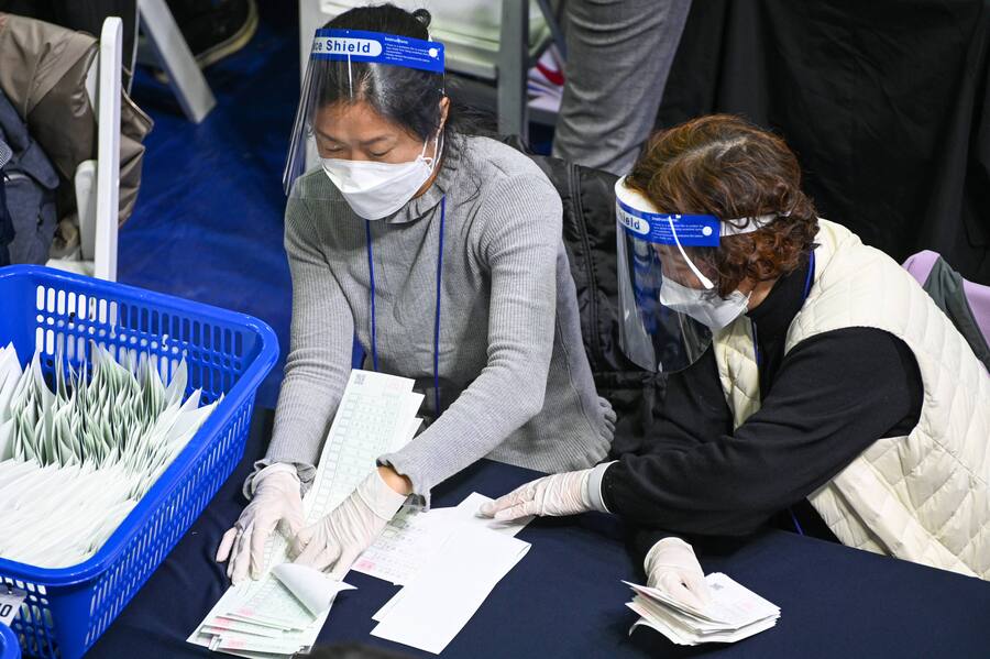 Südkorea Wahlen Coronavirus