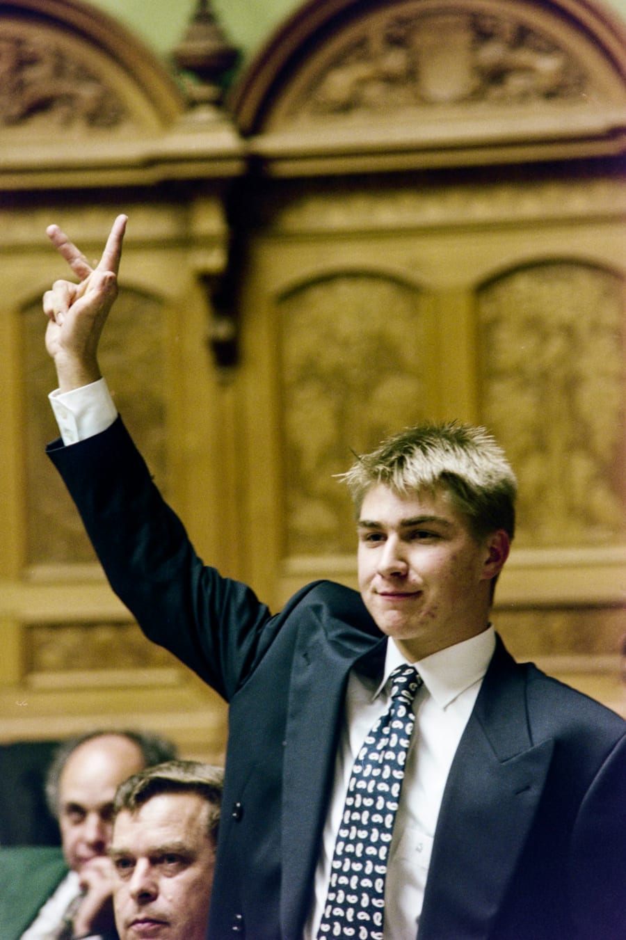 Toni Brunner bei der Vereidigung im Jahr 1995