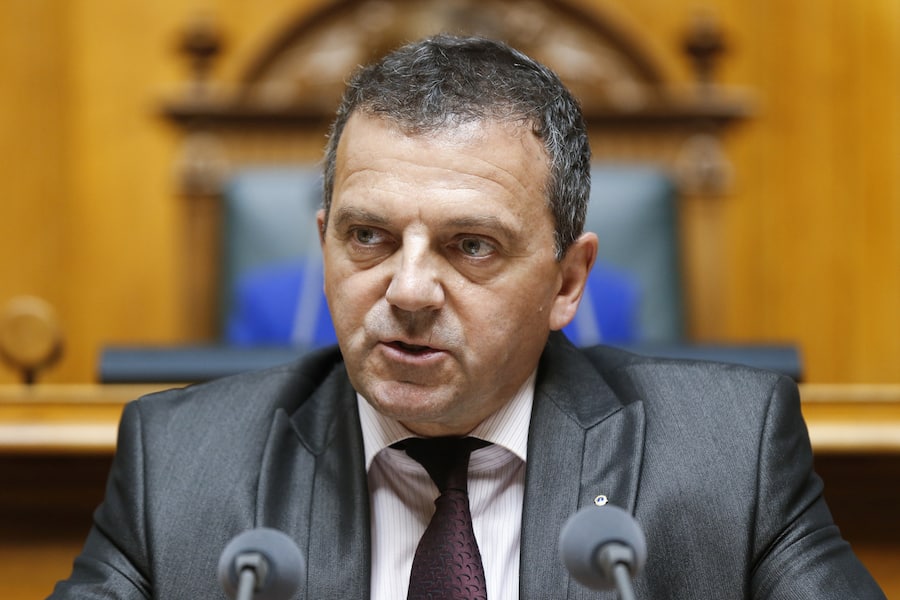 Walter Wobmann, SVP-SO, spricht waehrend der Herbstsession der Eidgenoessischen Raete, am Dienstag, 27. September 2016, im Nationalrat in Bern. (KEYSTONE/Peter Klaunzer)
