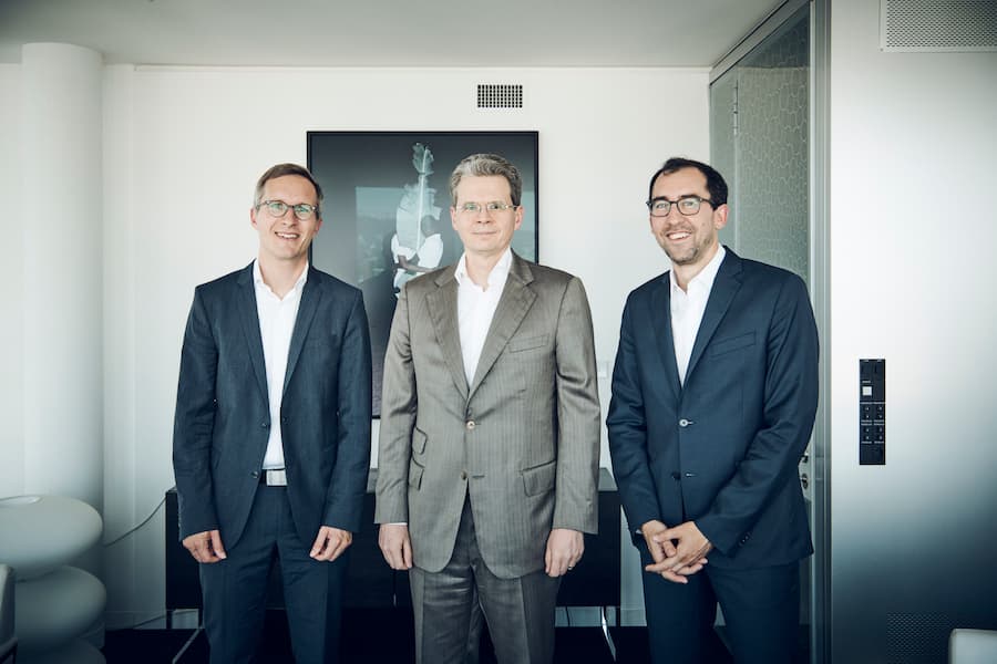Zeno Staub, CEO Vontobel, Sven Millischer und Michael Heim (HZ)